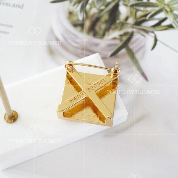 Henri Bendel Enamel Crystal Star Logo Brooch Scarf Pin - Picture 3 of 4